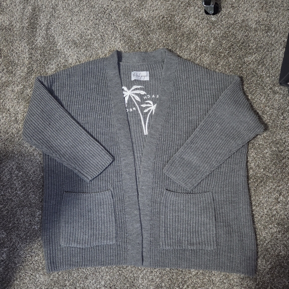 The Beach People Caridgan Sweater - Picture 8 of 8